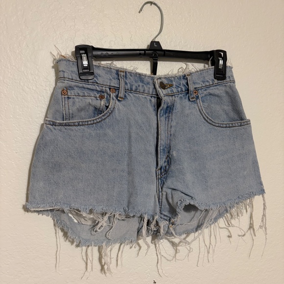 Rare Vintage Distressed Levis Shorts - Picture 2 of 7